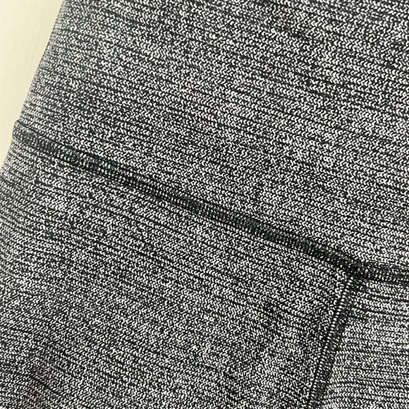 LULULEMON Align Leggings - Picture 2 of 5